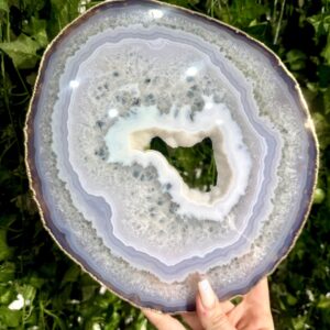 Suporte para prato de ágata dourada