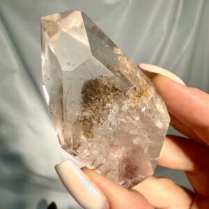 Garden Quartz Tower Free Form Quality A