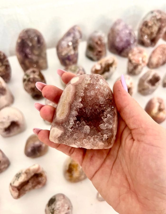 Pink Amethyst Cutbases (price per kg)