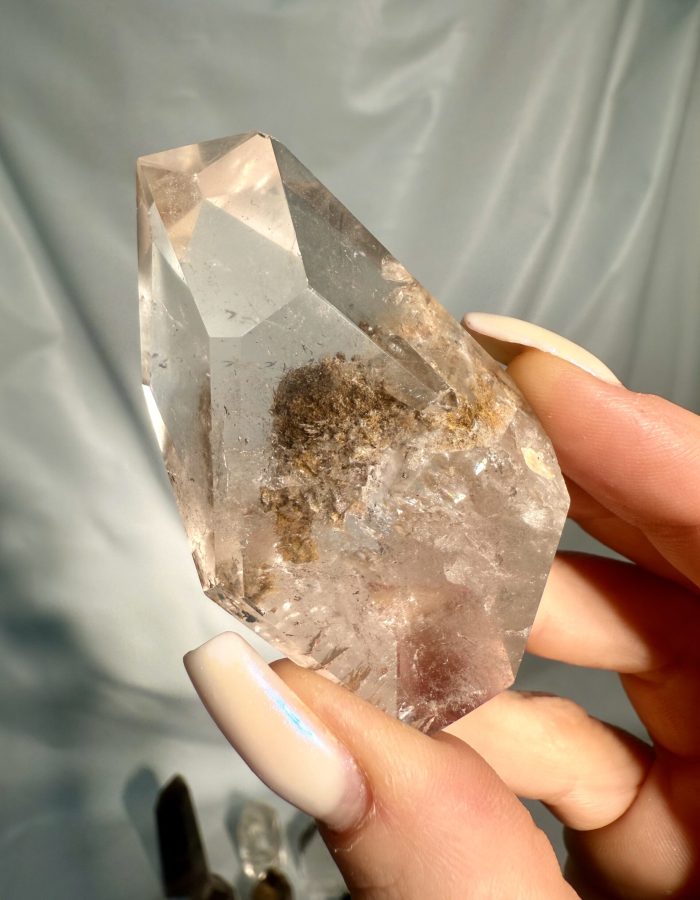 Garden Quartz Tower Free Form Quality A