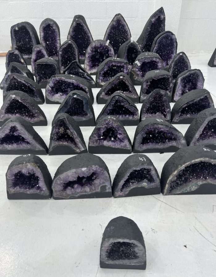 Amethyst Geode Cathedrals – Quality Super Extra (price per kg)